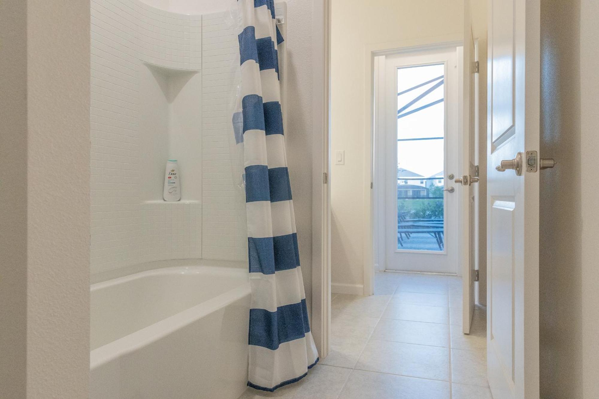Waterfront Brand New Modern Luxury 8 Bedroom Pool House! Sleeps 16 Kissimmee Exteriér fotografie