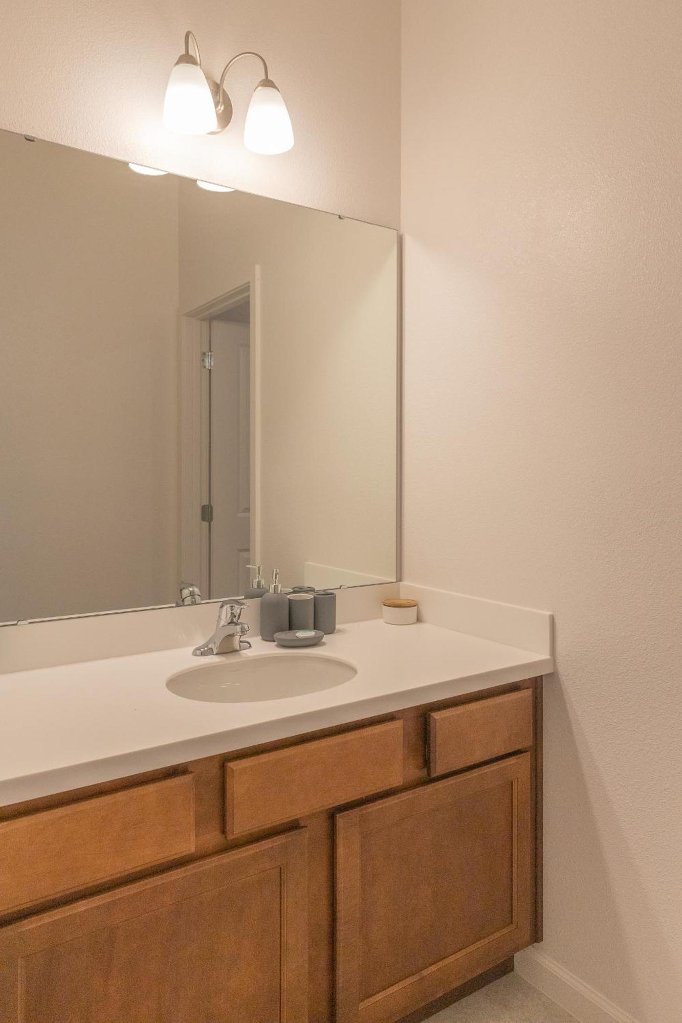 Waterfront Brand New Modern Luxury 8 Bedroom Pool House! Sleeps 16 Kissimmee Exteriér fotografie