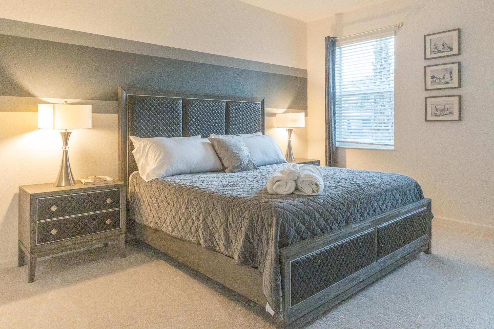 Waterfront Brand New Modern Luxury 8 Bedroom Pool House! Sleeps 16 Kissimmee Exteriér fotografie