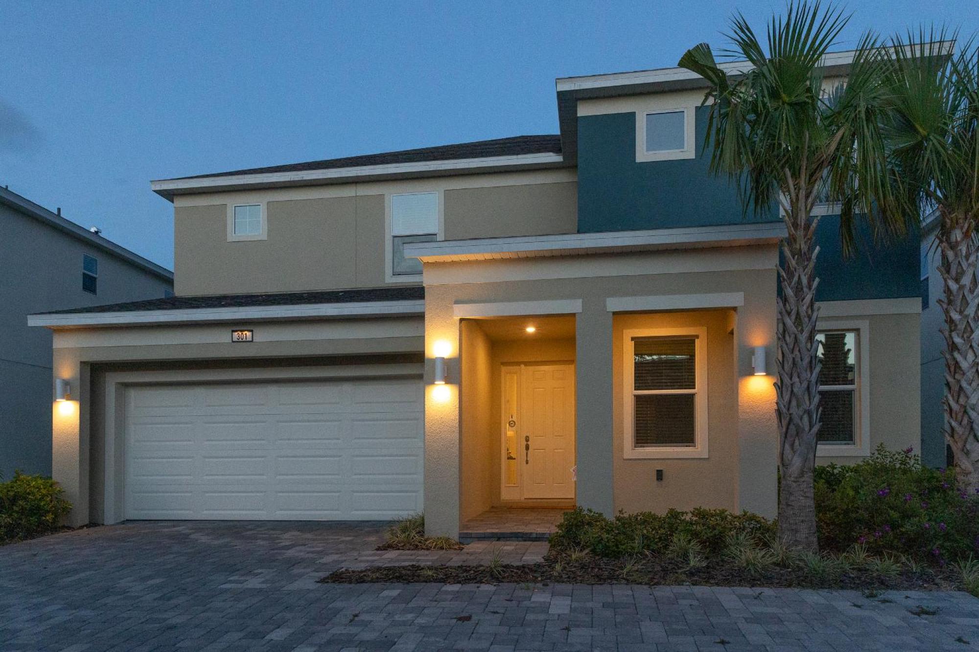 Waterfront Brand New Modern Luxury 8 Bedroom Pool House! Sleeps 16 Kissimmee Exteriér fotografie